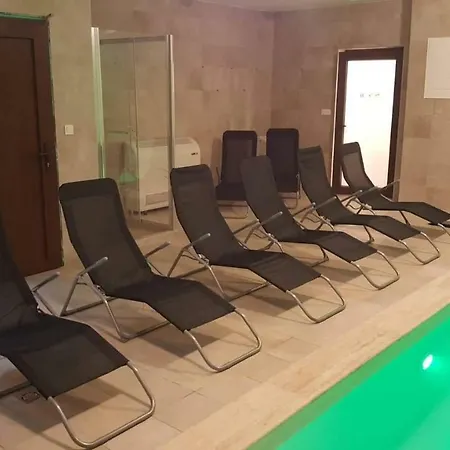 Beach & Center Wellness Apartman Διαμέρισμα *