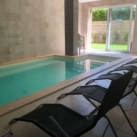 Beach & Center Wellness Apartman Διαμέρισμα