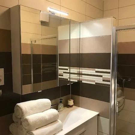 Beach & Center Wellness Apartman Διαμέρισμα